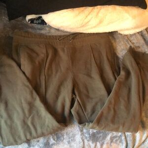 Green Jogger Sweatpants - Goodfellow & Co - Men’s Large - Gym Wear